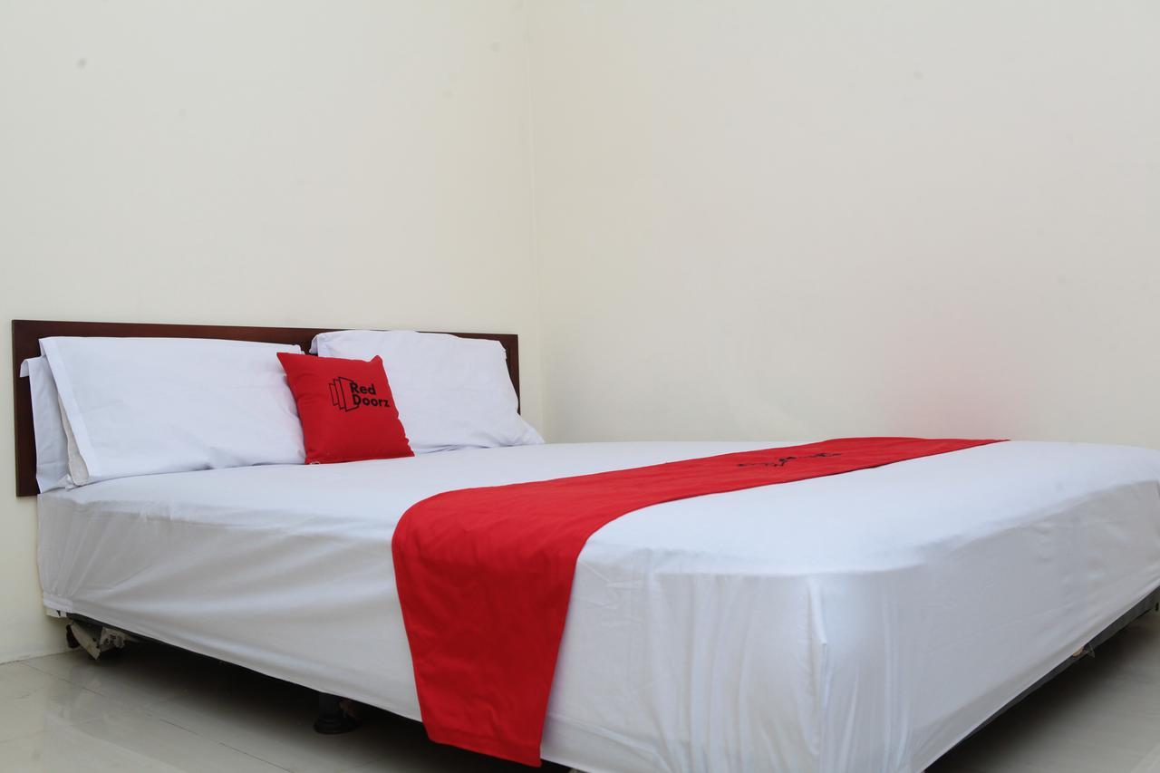 Reddoorz Near Maranatha University 3 Bandung Exterior foto